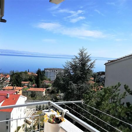 Apartamento Leona Lovran Exterior foto