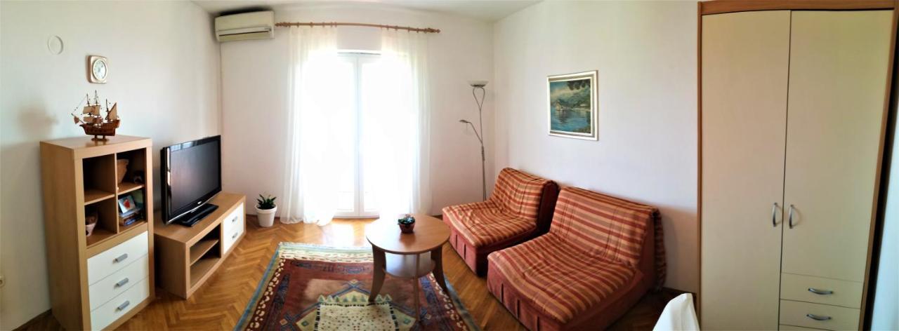 Apartamento Leona Lovran Exterior foto
