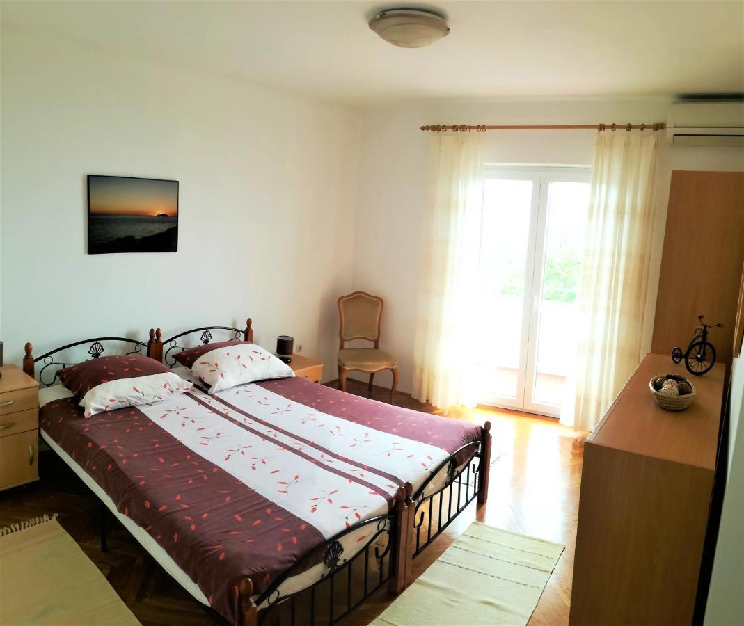 Apartamento Leona Lovran Exterior foto