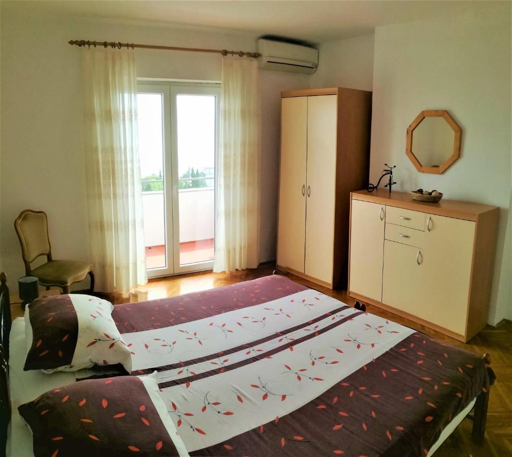 Apartamento Leona Lovran Exterior foto