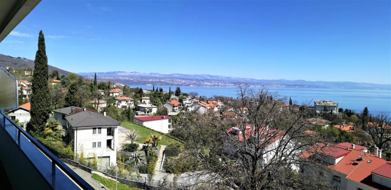 Apartamento Leona Lovran Exterior foto